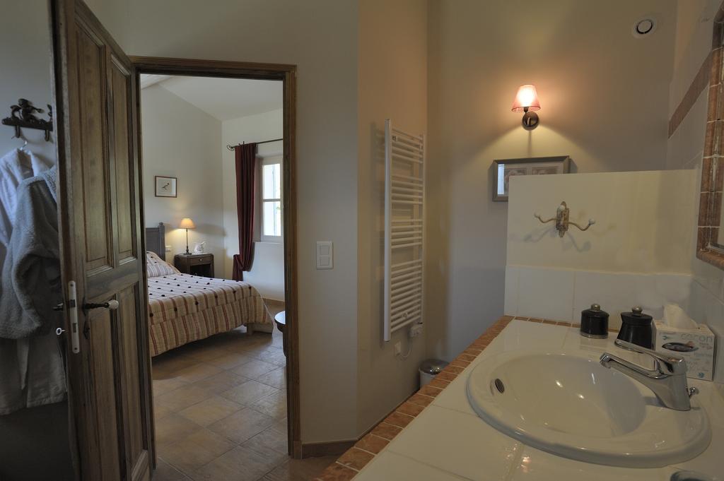 Mas De Lure Bed and Breakfast Salon-de-Provence Buitenkant foto