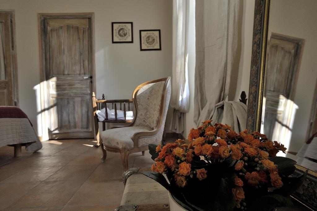 Mas De Lure Bed and Breakfast Salon-de-Provence Buitenkant foto