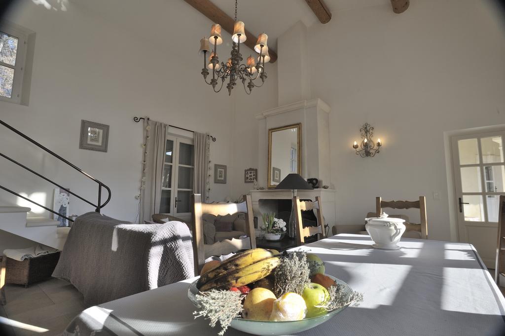 Mas De Lure Bed and Breakfast Salon-de-Provence Buitenkant foto